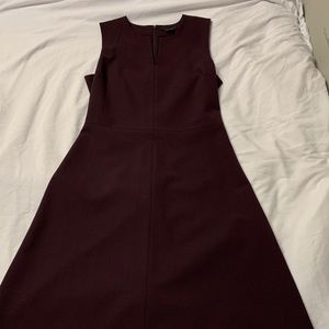 Theory burgundy wool & spandex aline dress size 0